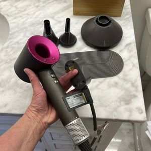 Dyson supersonic hair dryer